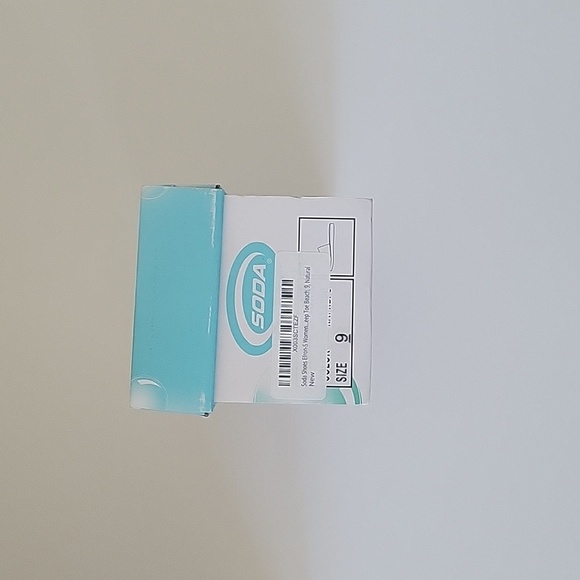 Soda slip on Sandals, Light Brown, flat Sandals, Size 9 - Picture 5 of 6